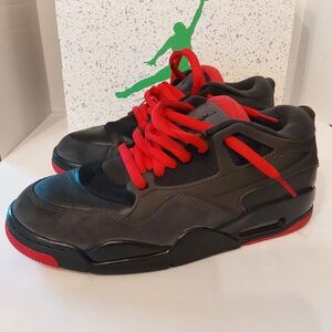 JORDAN 4 RM BRED -  10M LIKE NEW PRE-OWNED OG BOX ALL THE STARS
